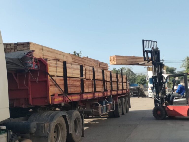 ให้เช่ารถเครนจอมทอง