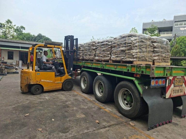 รถโฟล์คลิฟท์กันตัง